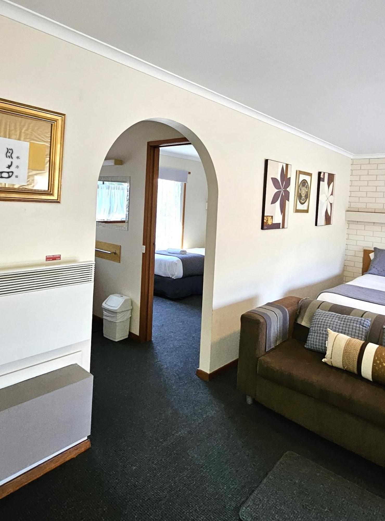 Alfred Motor Inn Ballarat Exteriör bild