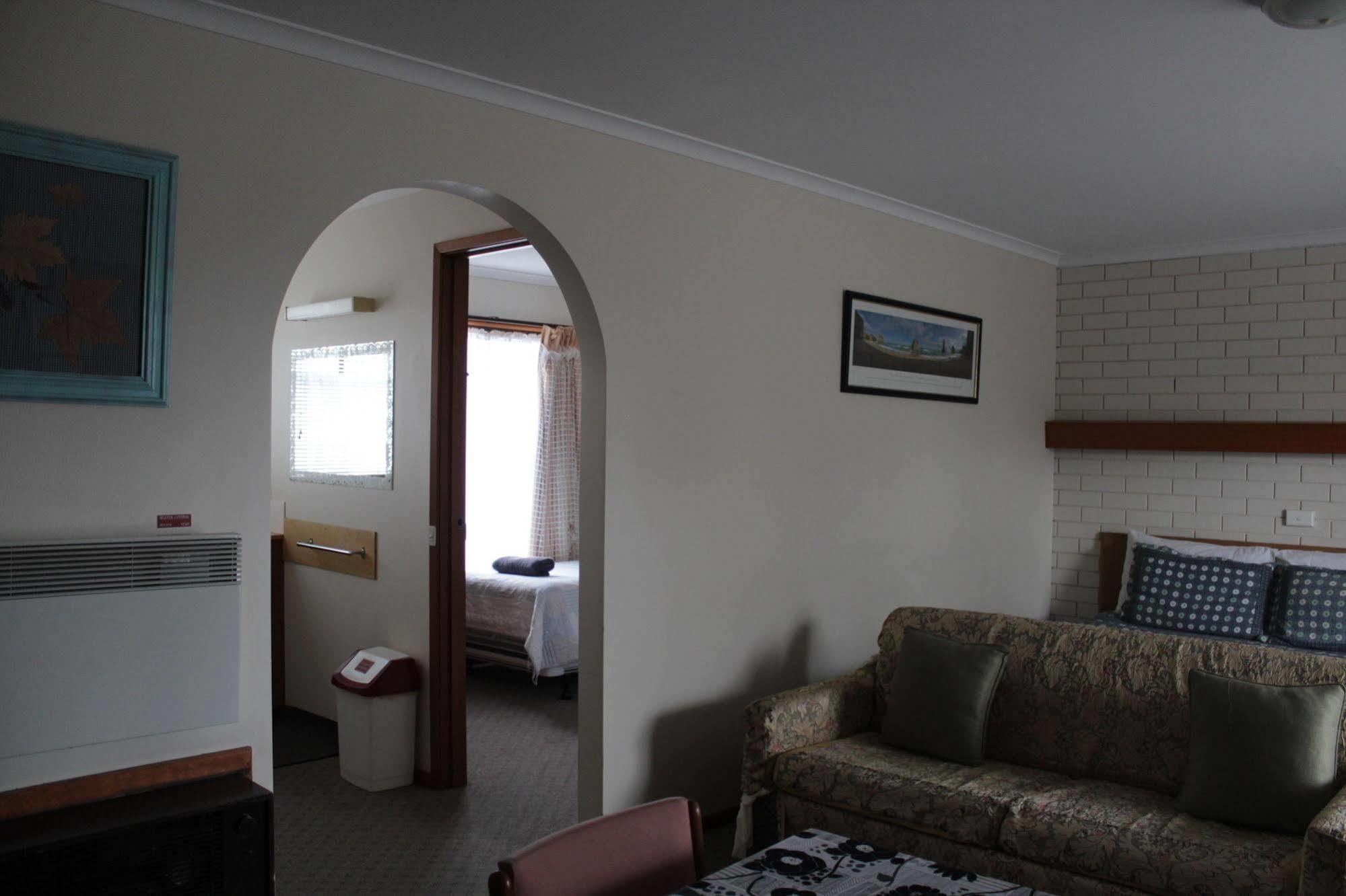 Alfred Motor Inn Ballarat Exteriör bild